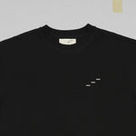 Carica l'immagine nel visualizzatore di Gallery, HYPHENS T-SHIRT STILL LIFE DETAIL