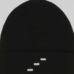 Carica l'immagine nel visualizzatore di Gallery, HYPHENS BEANIE STILL LIFE DETAIL