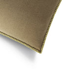 Carica l'immagine nel visualizzatore di Gallery, Soft Plaid Cushion