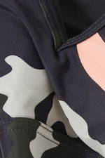 Carica l&#39;immagine nel visualizzatore di Gallery, Andie camouflage-print stretch sports test
