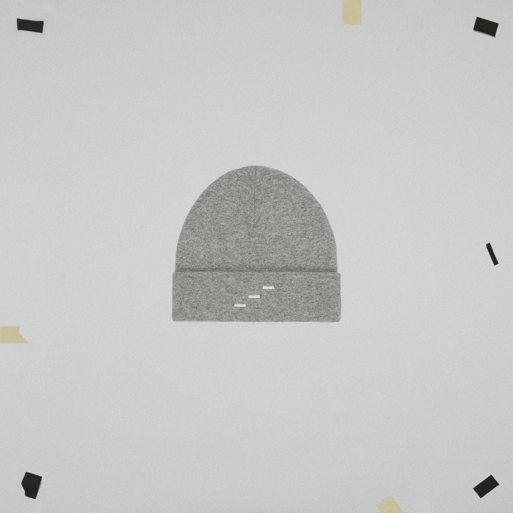 HYPHENS BEANIE STILL LIFE FRONT