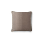 Carica l&#39;immagine nel visualizzatore di Gallery, Soft Plaid Cushion
